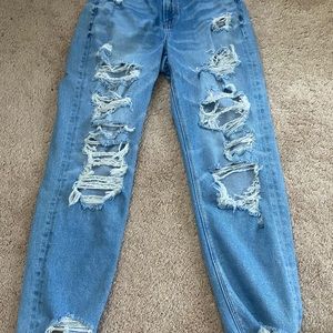 American Eagle mom jeans